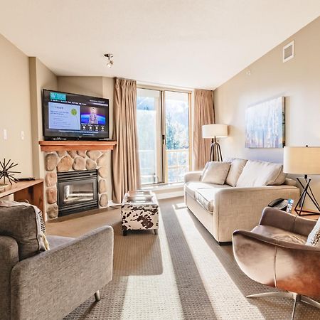 Northstar Aparthotel Whistler Bagian luar foto