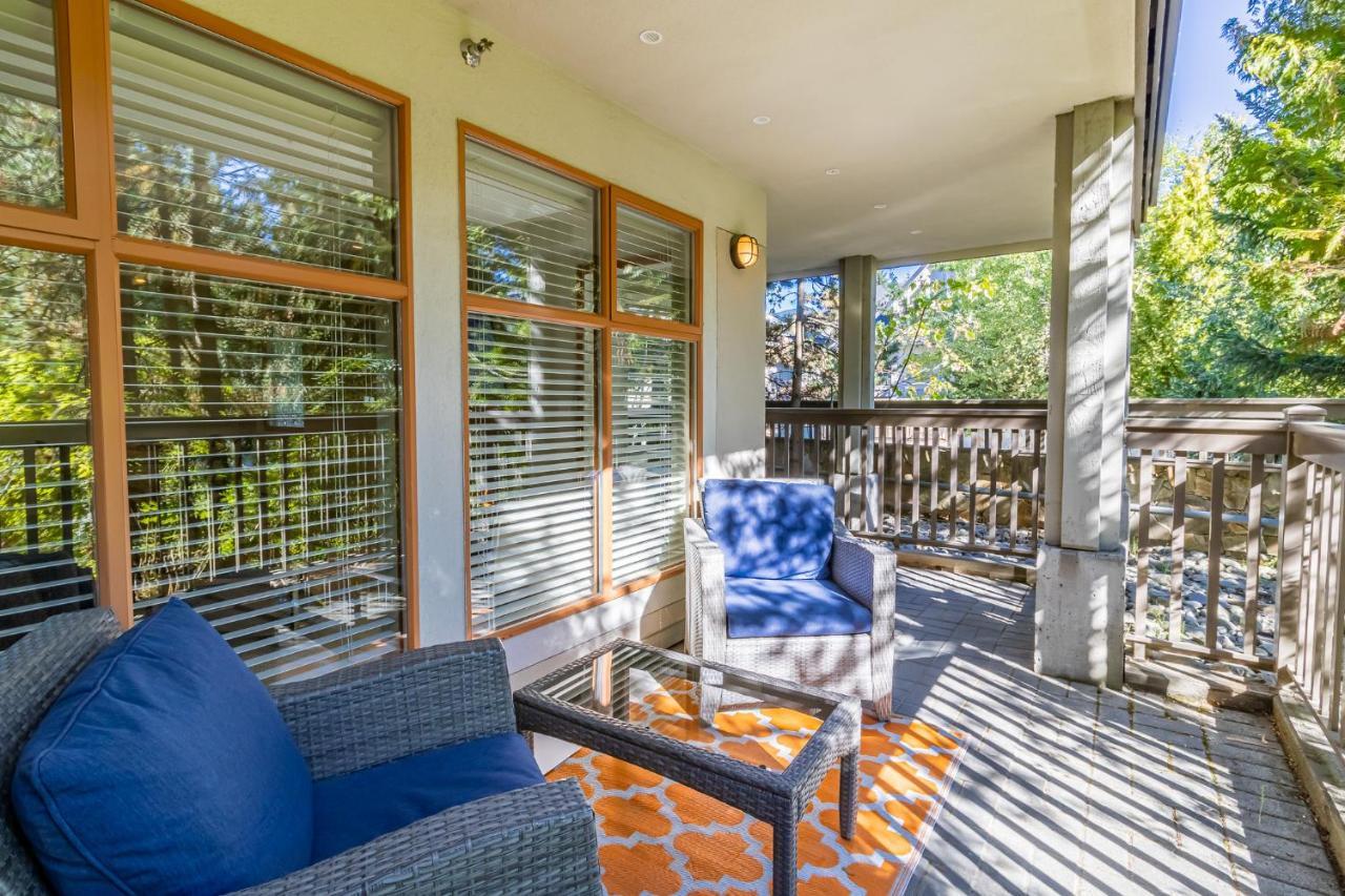 Northstar Aparthotel Whistler Bagian luar foto