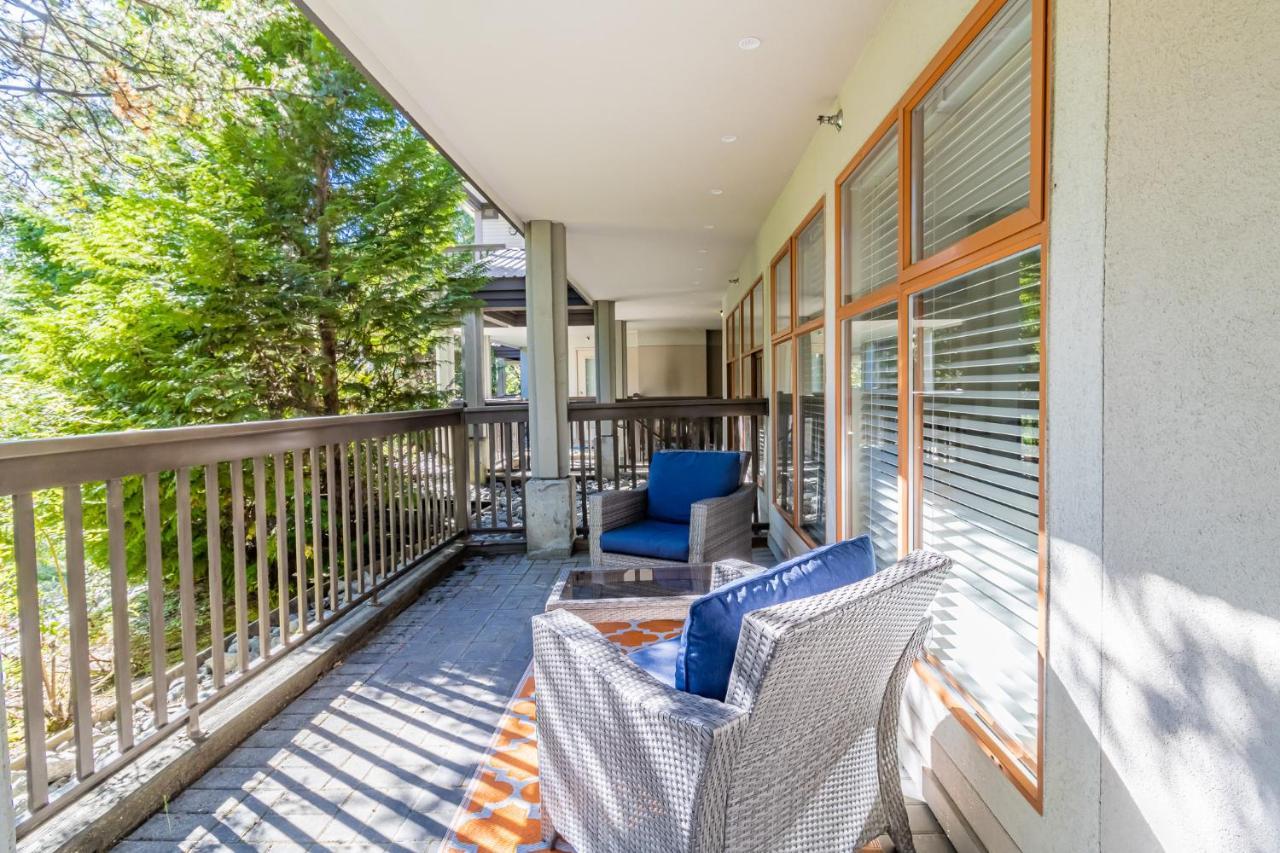 Northstar Aparthotel Whistler Bagian luar foto