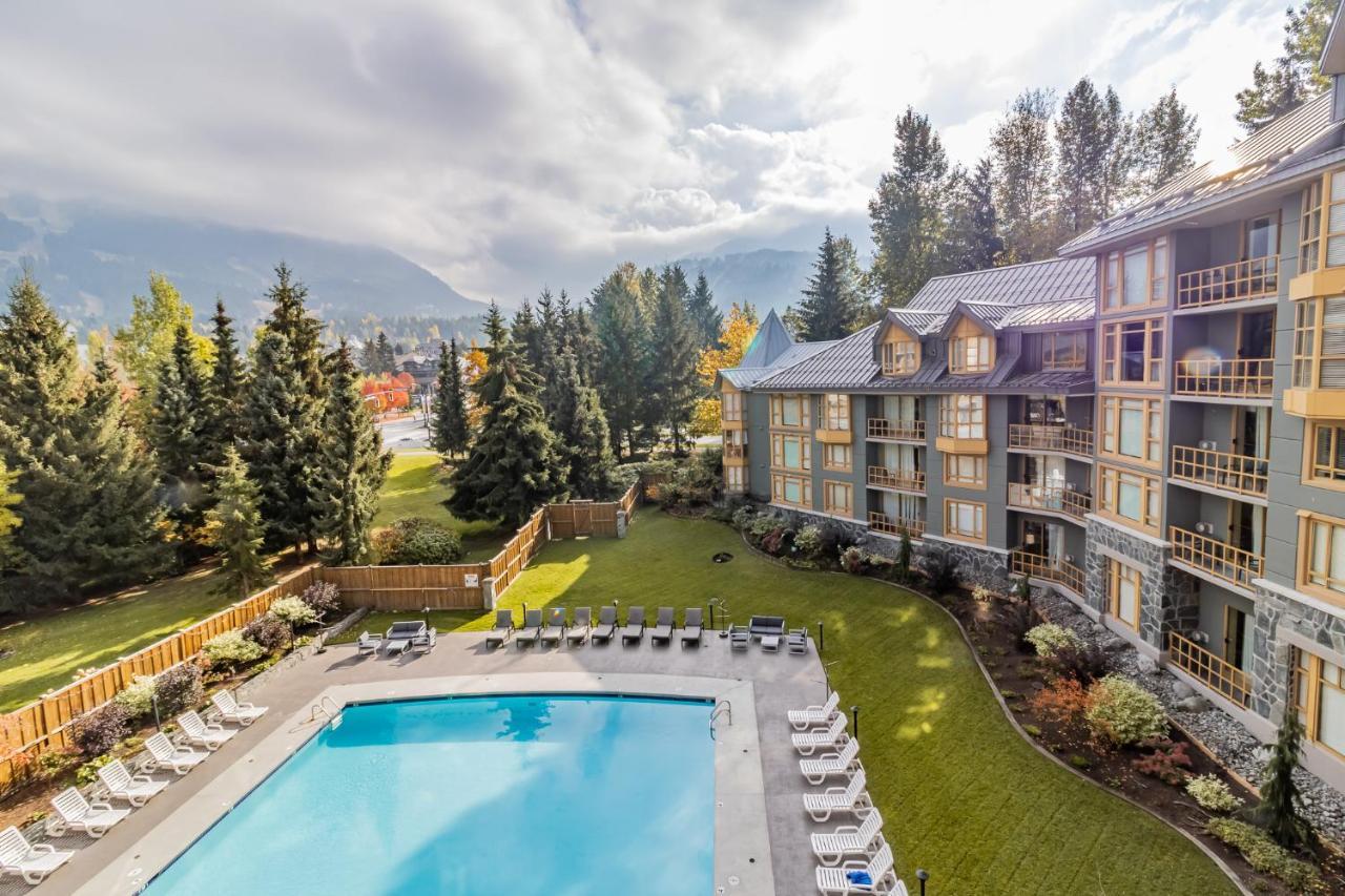 Northstar Aparthotel Whistler Bagian luar foto