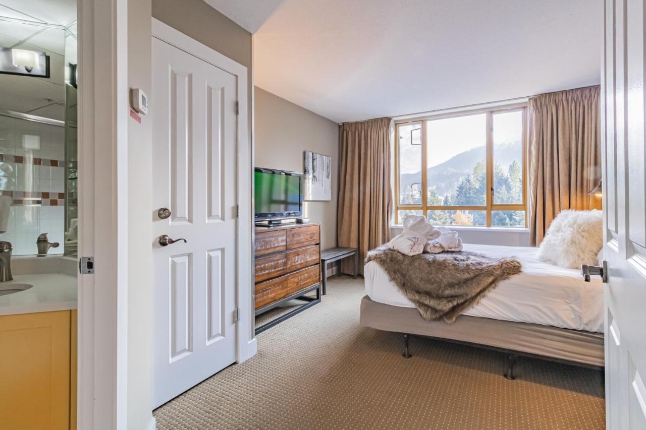 Northstar Aparthotel Whistler Bagian luar foto