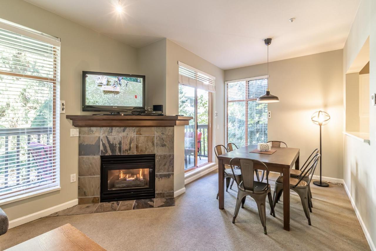Northstar Aparthotel Whistler Bagian luar foto