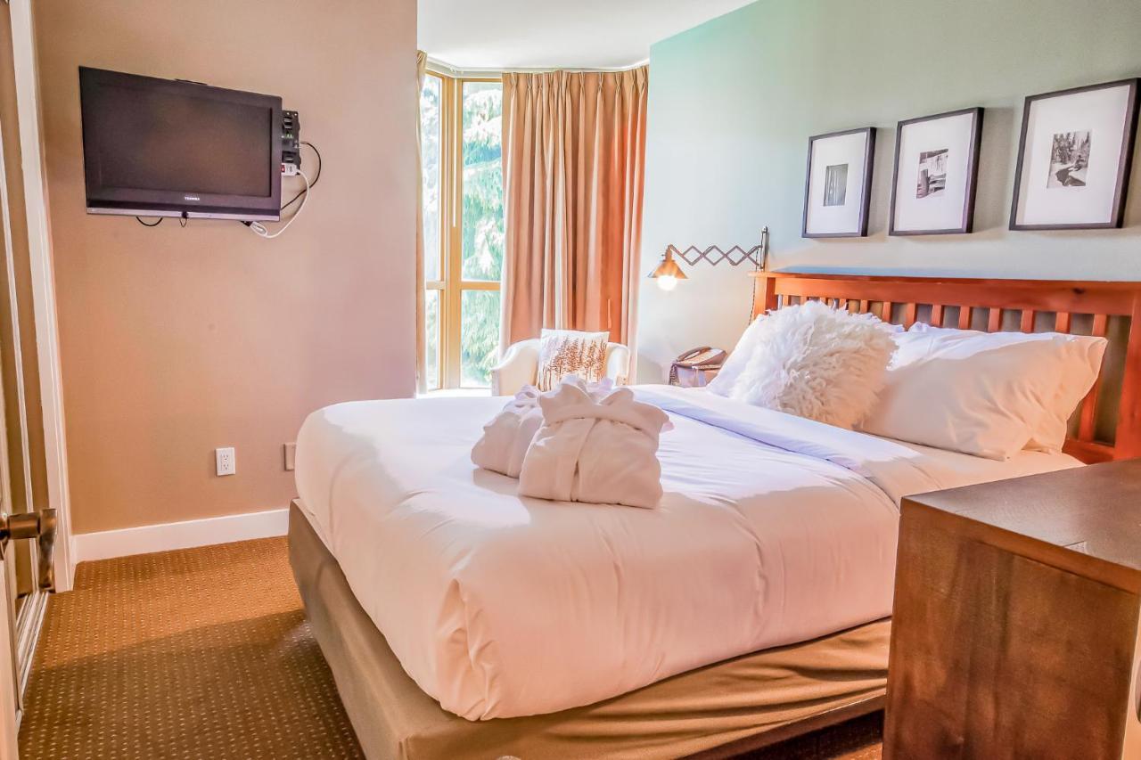 Northstar Aparthotel Whistler Bagian luar foto