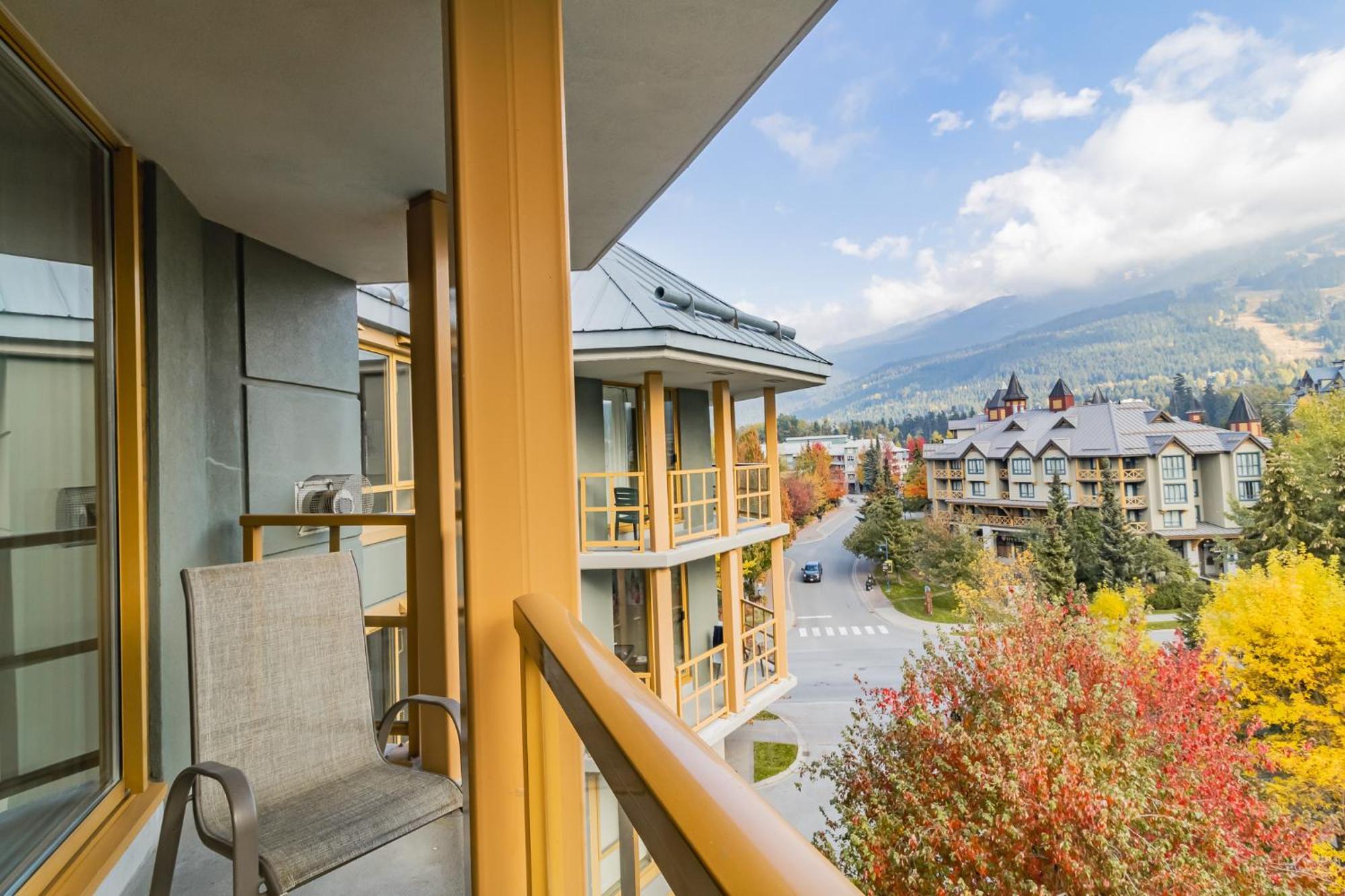 Northstar Aparthotel Whistler Bagian luar foto