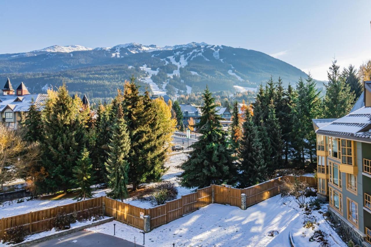 Northstar Aparthotel Whistler Bagian luar foto
