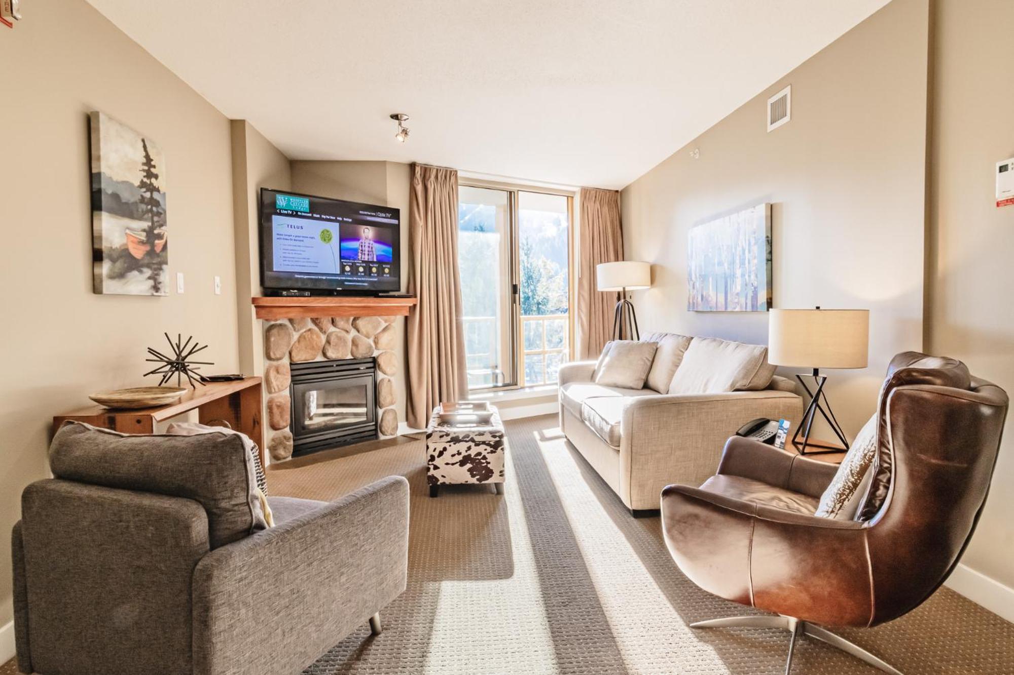 Northstar Aparthotel Whistler Bagian luar foto